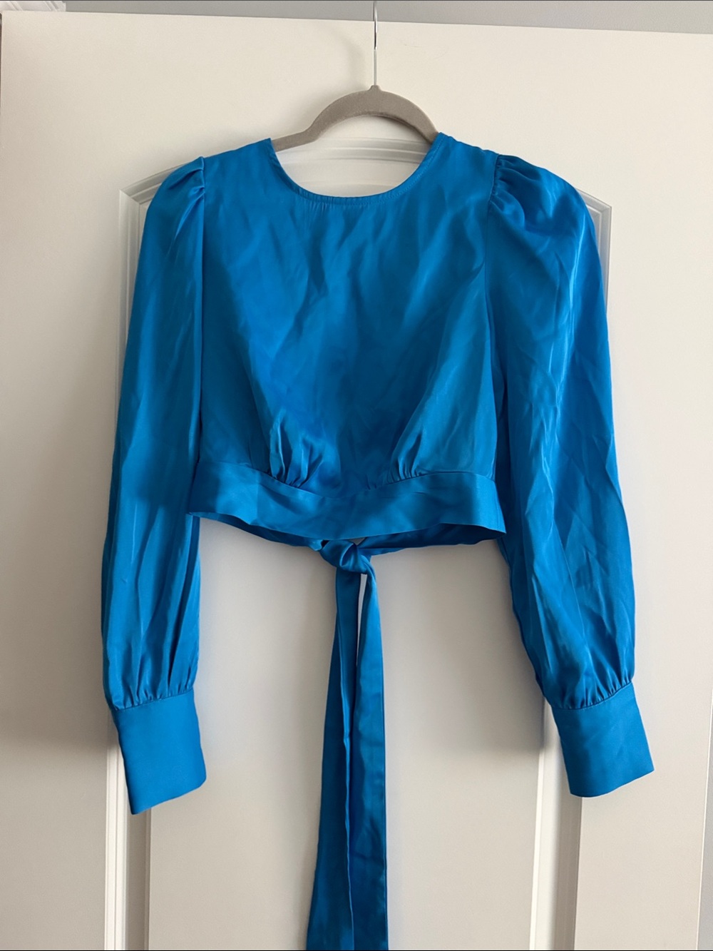 Blue Tie-Back Long Sleeve Crop Top